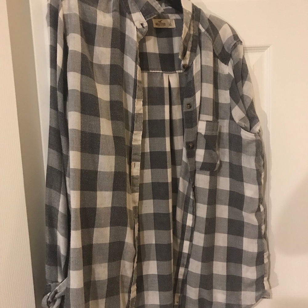 White/gray flannel shirt